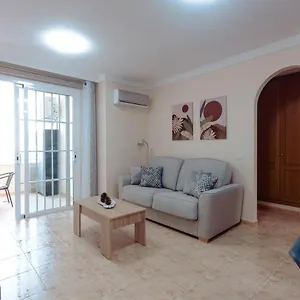Apto Ache, Acogedor De 66 M Con Terraza, Aire Acondicionado Y Parking Privado Gratuito Apartament